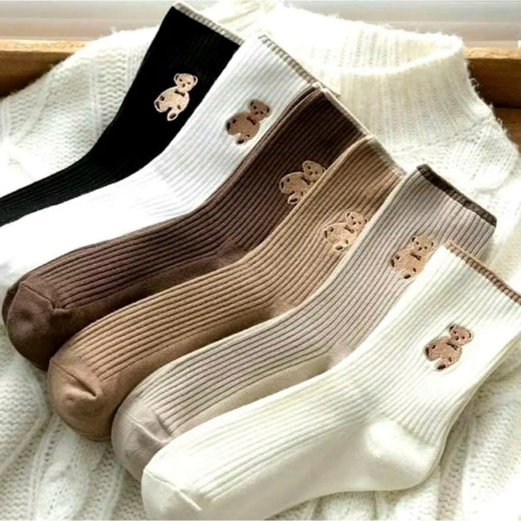 Đôi Tất Gấu Cổ Cao Ấm Áp Phong Cách Hàn Quốc